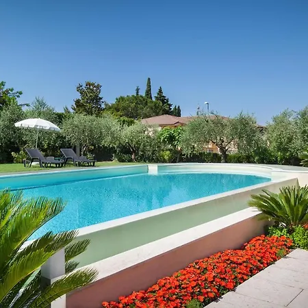 Aurora-holiday 2 * ברדולינו